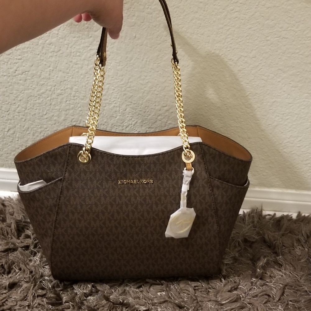 ***SOLD***Michael Kors Purse - Picture 2 of 6